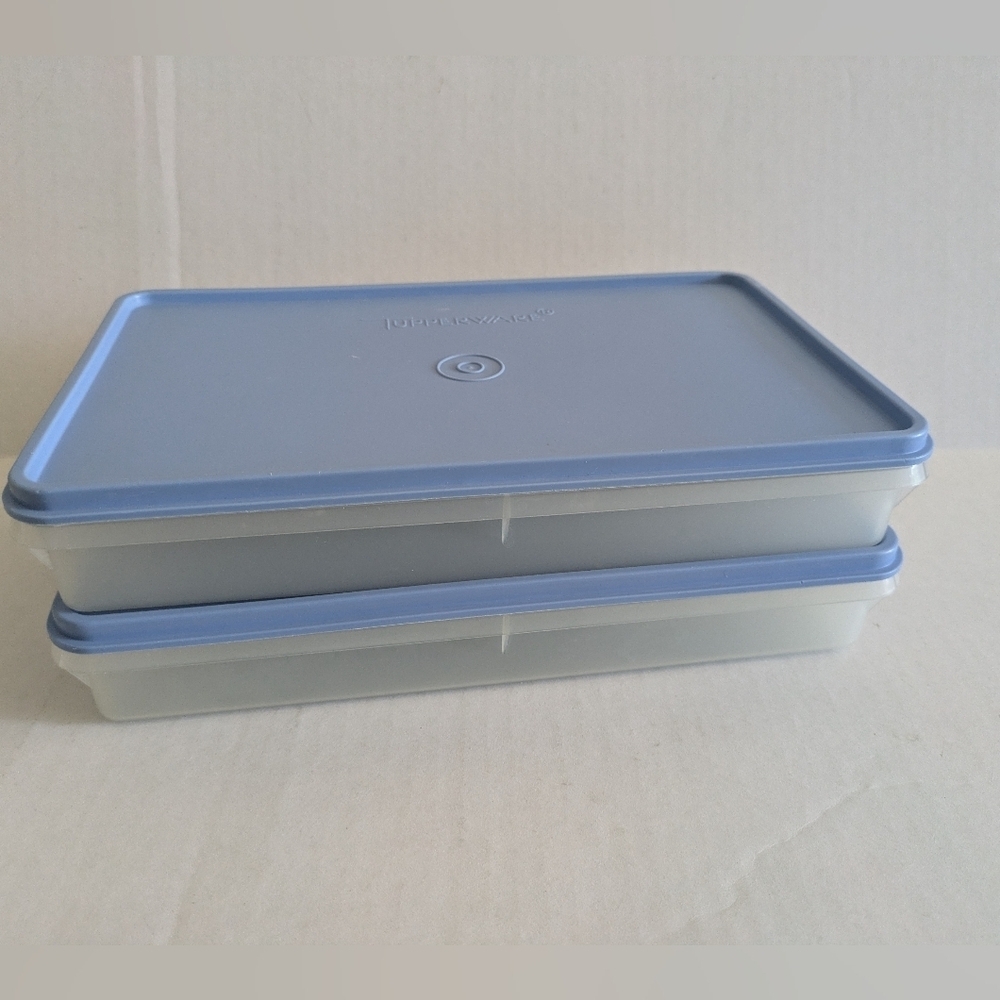 Tupperware Deli Meat Bacon Keeper. Set Of 2, Like New.